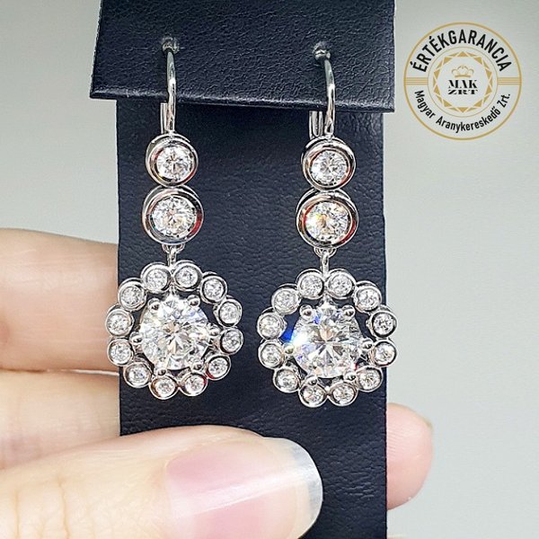 https://ekszeraukcio-ng-production-product.s3.eu-central-1.amazonaws.com/64bbaf6e-e272-484f-9ea2-48ba5280af1c_thumbnail