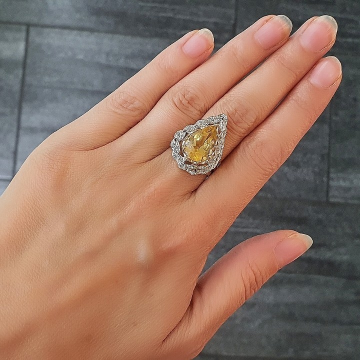 https://ekszeraukcio-ng-production-product.s3.eu-central-1.amazonaws.com/655f5b0f-8510-428d-a79d-b483b4205c75