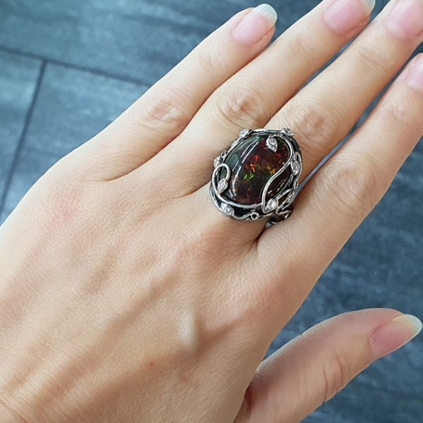 https://ekszeraukcio-ng-production-product.s3.eu-central-1.amazonaws.com/68529764-66be-4455-b424-e62e51fdff70_thumbnail