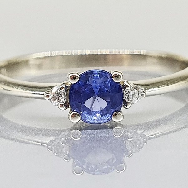 https://ekszeraukcio-ng-production-product.s3.eu-central-1.amazonaws.com/6a50cb8b-736a-4244-8a79-83475e224d0d_thumbnail