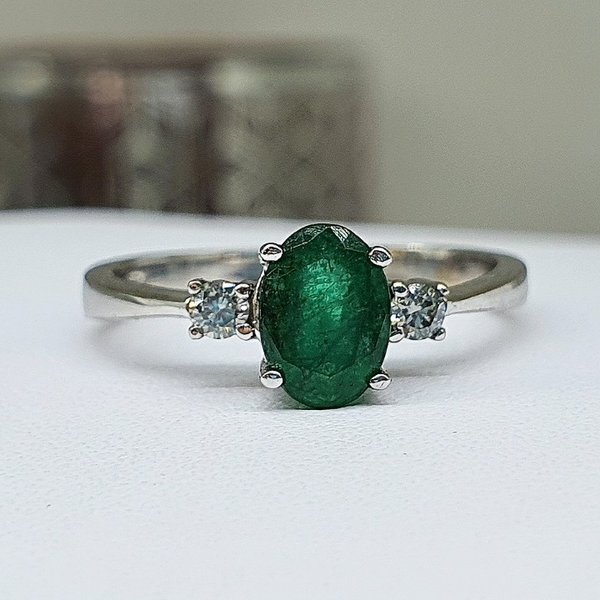 https://ekszeraukcio-ng-production-product.s3.eu-central-1.amazonaws.com/6d534033-7001-4dc9-8097-4eb5d87a0ebe_thumbnail