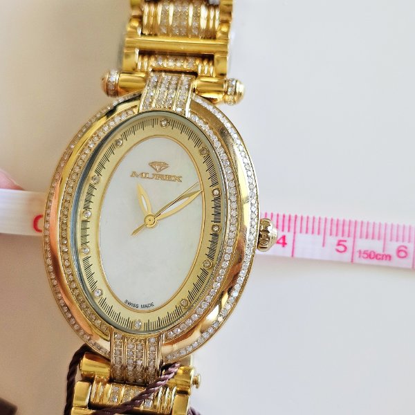 https://ekszeraukcio-ng-production-product.s3.eu-central-1.amazonaws.com/6df1910d-dbd6-42aa-90b3-5db62fd35830_thumbnail