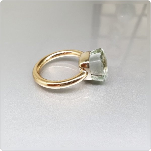 https://ekszeraukcio-ng-production-product.s3.eu-central-1.amazonaws.com/70a44373-9efa-46ae-bcc0-7c47697a59f8_thumbnail