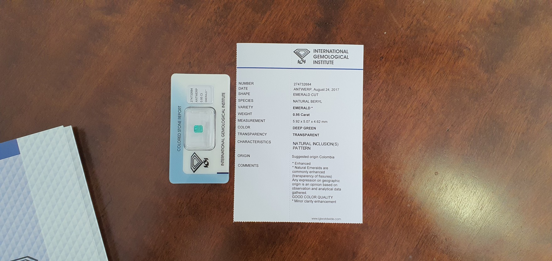 https://ekszeraukcio-ng-production-product.s3.eu-central-1.amazonaws.com/7233640a-7fa6-49e6-b26b-65b3979204ea