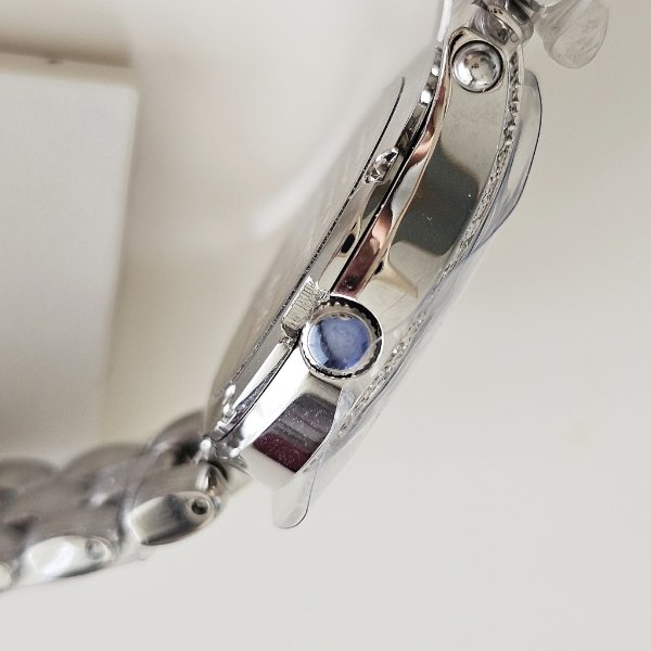 https://ekszeraukcio-ng-production-product.s3.eu-central-1.amazonaws.com/74f57080-6ee5-4de1-82a9-0b0568189d12_thumbnail