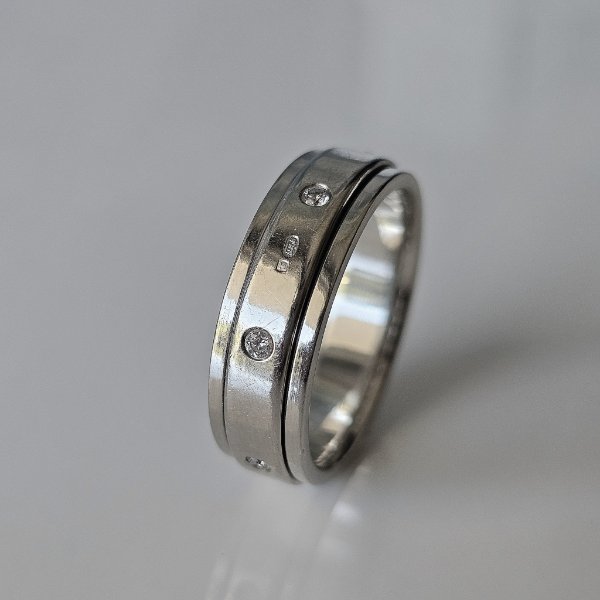 https://ekszeraukcio-ng-production-product.s3.eu-central-1.amazonaws.com/755cd7df-710a-43a5-9e75-d4f143ba3591_thumbnail
