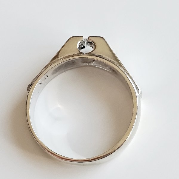 https://ekszeraukcio-ng-production-product.s3.eu-central-1.amazonaws.com/805cc5e4-7a61-4e5a-b32a-c18415de7fe7_thumbnail