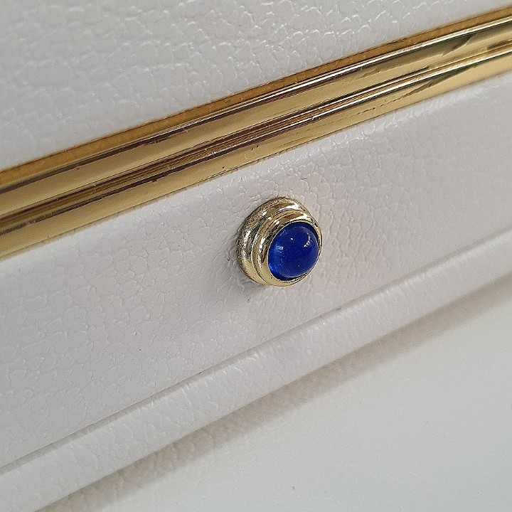 https://ekszeraukcio-ng-production-product.s3.eu-central-1.amazonaws.com/807b0003-f60c-41bd-9515-4878f9d5c932