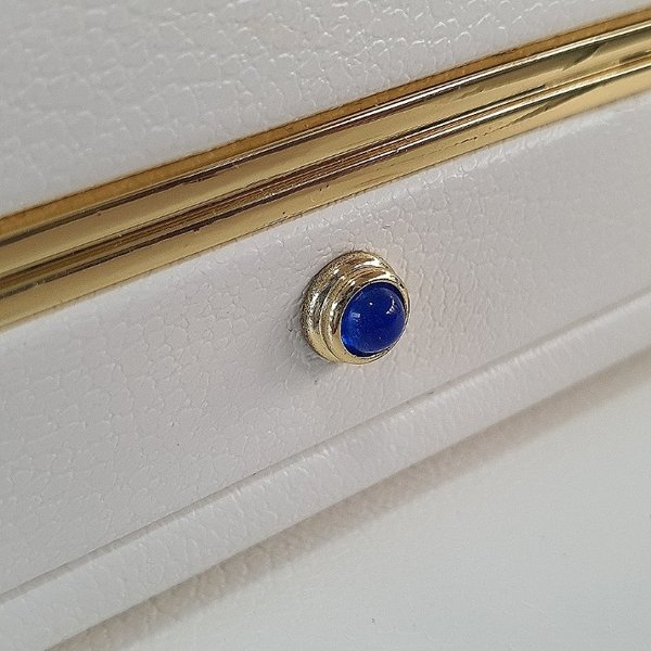 https://ekszeraukcio-ng-production-product.s3.eu-central-1.amazonaws.com/807b0003-f60c-41bd-9515-4878f9d5c932_thumbnail