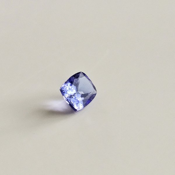 https://ekszeraukcio-ng-production-product.s3.eu-central-1.amazonaws.com/867b2900-2f54-472a-abcc-7fa4dfedc642_thumbnail