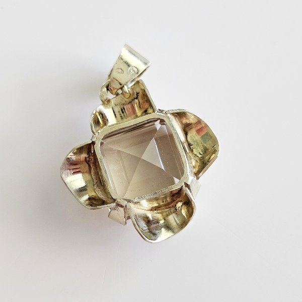 https://ekszeraukcio-ng-production-product.s3.eu-central-1.amazonaws.com/87393b06-631c-465b-82f4-857fefe88729_thumbnail