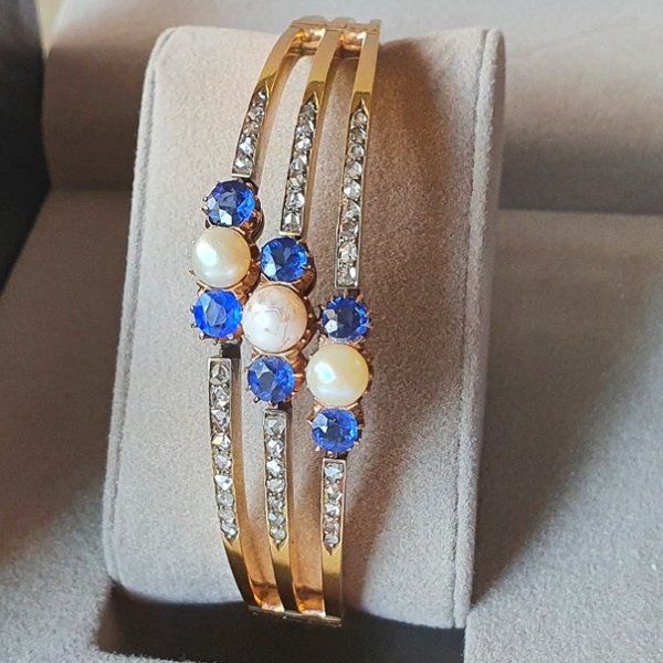 https://ekszeraukcio-ng-production-product.s3.eu-central-1.amazonaws.com/87a545d2-3fe8-41e3-9dfe-a58f8bda2670_thumbnail
