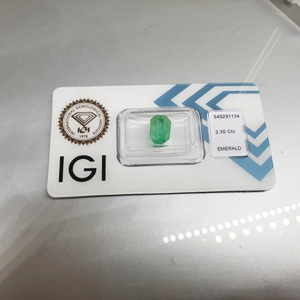 https://ekszeraukcio-ng-production-product.s3.eu-central-1.amazonaws.com/89e9d787-5eae-4b52-988f-8a84d9aa0da5_thumbnail