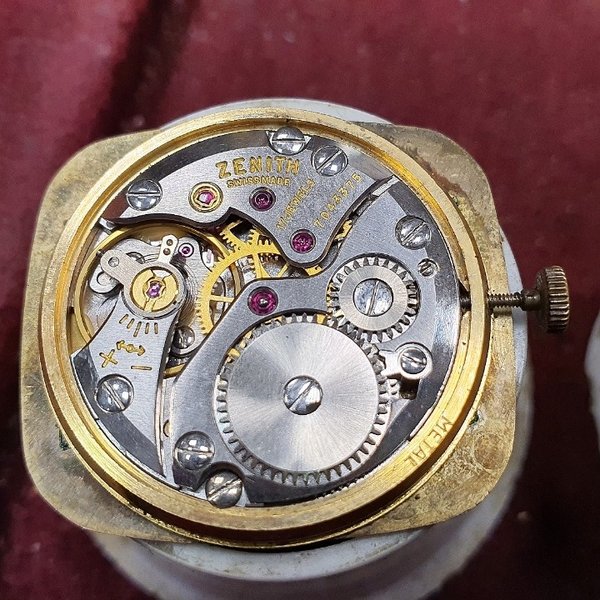 https://ekszeraukcio-ng-production-product.s3.eu-central-1.amazonaws.com/8c1242f5-b96a-406e-87b4-6dd2b24c2f26_thumbnail
