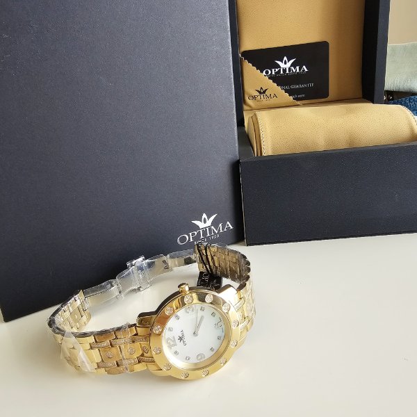 https://ekszeraukcio-ng-production-product.s3.eu-central-1.amazonaws.com/8c3c6e02-7c39-4fdc-b326-29d0aabf329e_thumbnail