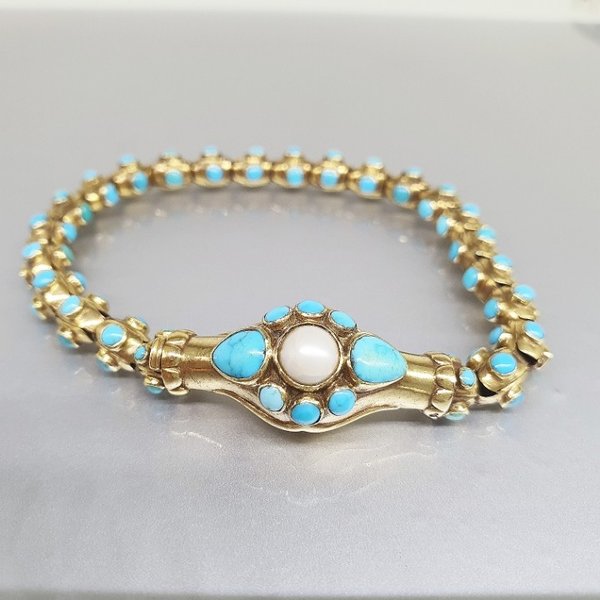 https://ekszeraukcio-ng-production-product.s3.eu-central-1.amazonaws.com/8d53e246-1fe9-424e-8d32-e7be5c4b4b3b_thumbnail