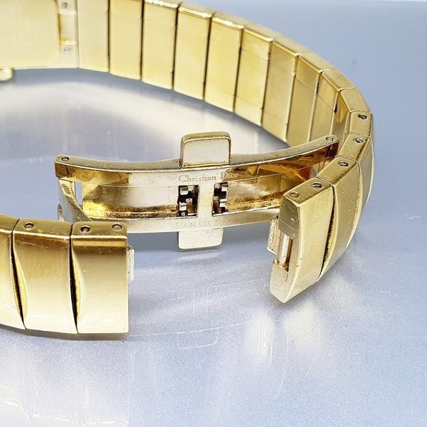https://ekszeraukcio-ng-production-product.s3.eu-central-1.amazonaws.com/8f84743c-5851-4d4a-8dbf-a585dc979492_thumbnail