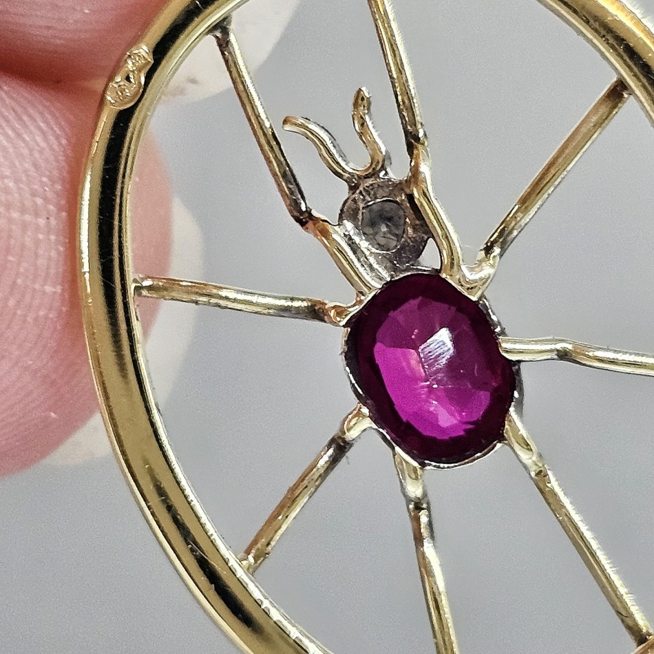 https://ekszeraukcio-ng-production-product.s3.eu-central-1.amazonaws.com/8fc24cb7-e548-409a-ba55-c42f3c6d3f74