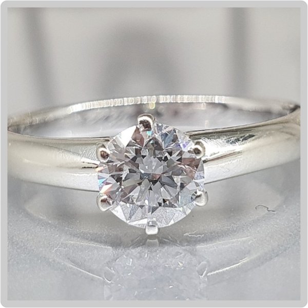 https://ekszeraukcio-ng-production-product.s3.eu-central-1.amazonaws.com/9103ae5c-ee58-425c-a644-551b902d4e8a_thumbnail
