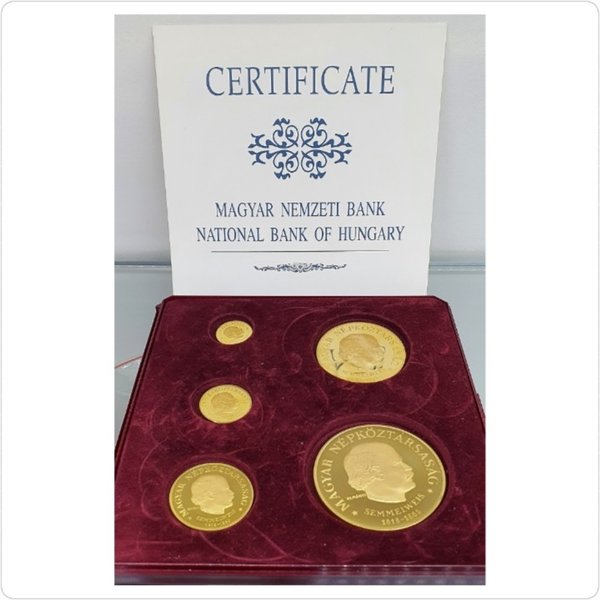 https://ekszeraukcio-ng-production-product.s3.eu-central-1.amazonaws.com/91d3aec6-3dad-4317-8ede-466be17eb725_thumbnail