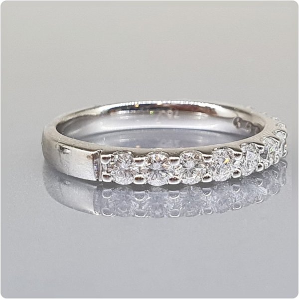 https://ekszeraukcio-ng-production-product.s3.eu-central-1.amazonaws.com/930109dd-ec0a-46f5-9722-cdc5259348f6_thumbnail