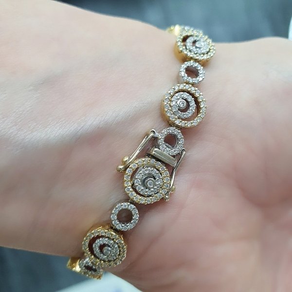 https://ekszeraukcio-ng-production-product.s3.eu-central-1.amazonaws.com/95693c7a-8b27-4e3e-9089-643aaac85098_thumbnail