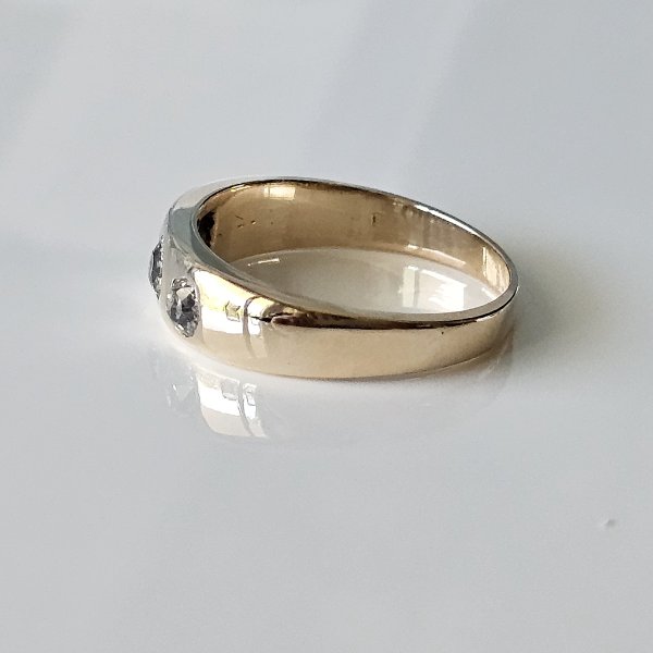 https://ekszeraukcio-ng-production-product.s3.eu-central-1.amazonaws.com/9623d9aa-b3f6-415f-8b74-4e5002c6643e_thumbnail