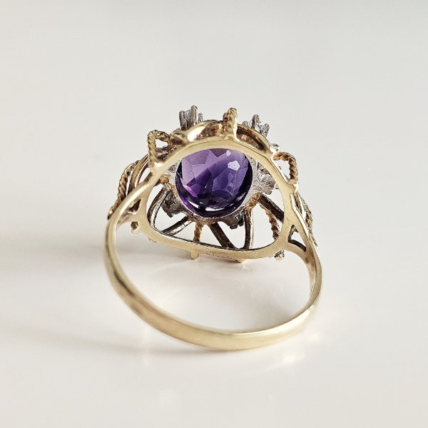 https://ekszeraukcio-ng-production-product.s3.eu-central-1.amazonaws.com/981d24ee-fdc3-4ff4-9019-5aa935bc426b_thumbnail