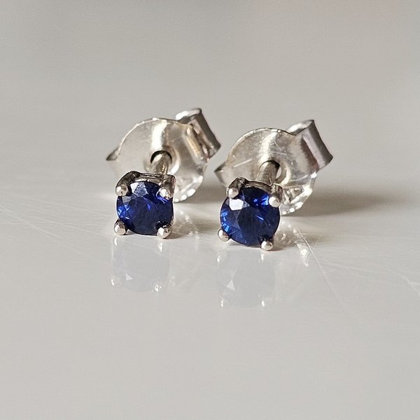 https://ekszeraukcio-ng-production-product.s3.eu-central-1.amazonaws.com/a13561df-84bd-4d93-9a98-ef273020f848_thumbnail