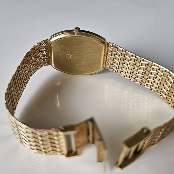 https://ekszeraukcio-ng-production-product.s3.eu-central-1.amazonaws.com/a1f46299-379c-4059-bf92-8214e32bb70c_thumbnail