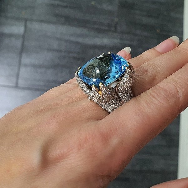 https://ekszeraukcio-ng-production-product.s3.eu-central-1.amazonaws.com/a2660be4-715a-4e9f-a067-45be7a804484_thumbnail