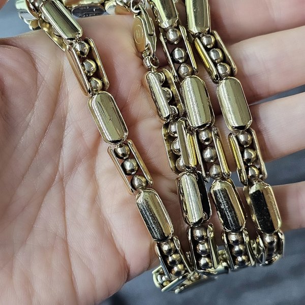 https://ekszeraukcio-ng-production-product.s3.eu-central-1.amazonaws.com/a3c4f5ab-a4e5-411b-b1aa-39a8fbeba998_thumbnail