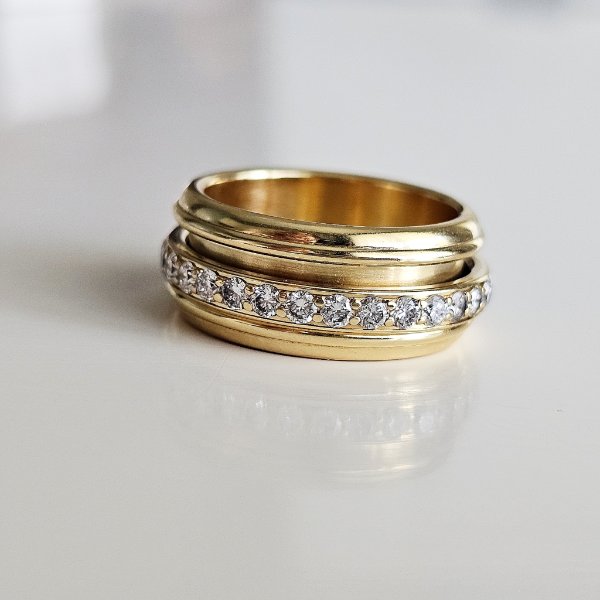https://ekszeraukcio-ng-production-product.s3.eu-central-1.amazonaws.com/a5d4a8a2-9958-4a21-b64f-923b8a023af9_thumbnail