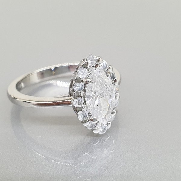https://ekszeraukcio-ng-production-product.s3.eu-central-1.amazonaws.com/a8c8a43b-6530-422f-b229-07e0881c4d5c_thumbnail
