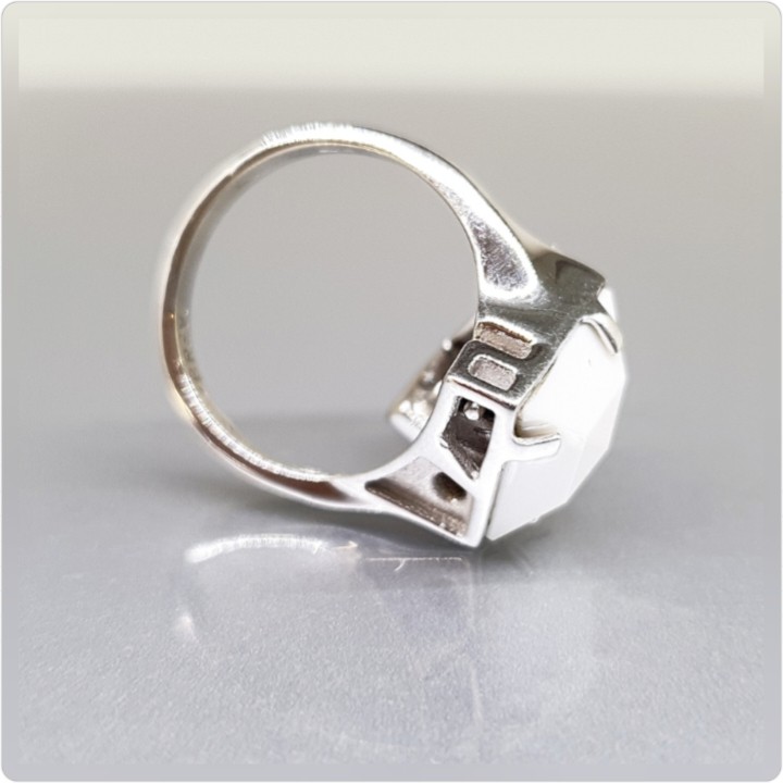 https://ekszeraukcio-ng-production-product.s3.eu-central-1.amazonaws.com/a913ff0c-fff8-42b8-aa66-1d047bfb8fa8