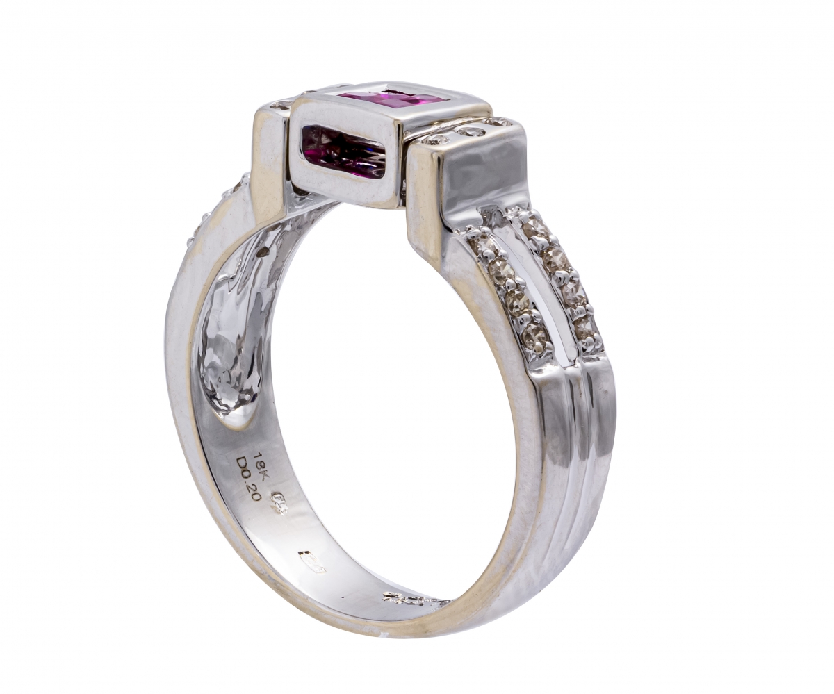 https://ekszeraukcio-ng-production-product.s3.eu-central-1.amazonaws.com/ac07603d-045d-482e-9b33-5108529b53b4