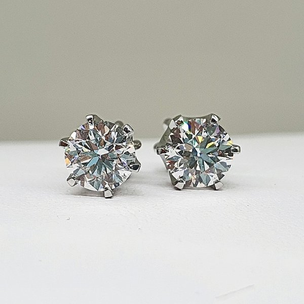https://ekszeraukcio-ng-production-product.s3.eu-central-1.amazonaws.com/ac86bc7c-0d25-49a0-9757-80902f38fb9f_thumbnail