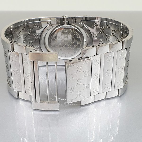https://ekszeraukcio-ng-production-product.s3.eu-central-1.amazonaws.com/aec6ff10-49b0-4aee-a7a3-c403ce2019d8_thumbnail