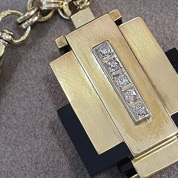 https://ekszeraukcio-ng-production-product.s3.eu-central-1.amazonaws.com/af0f7296-bd1d-4128-9d37-9bcbc668e28b_thumbnail