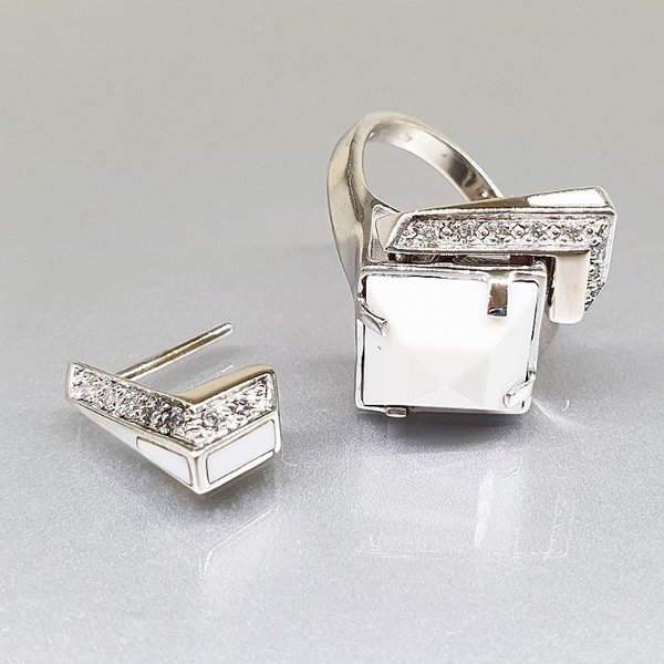 https://ekszeraukcio-ng-production-product.s3.eu-central-1.amazonaws.com/af47cde5-6a3c-4e24-b91f-f00bf40094d4_thumbnail