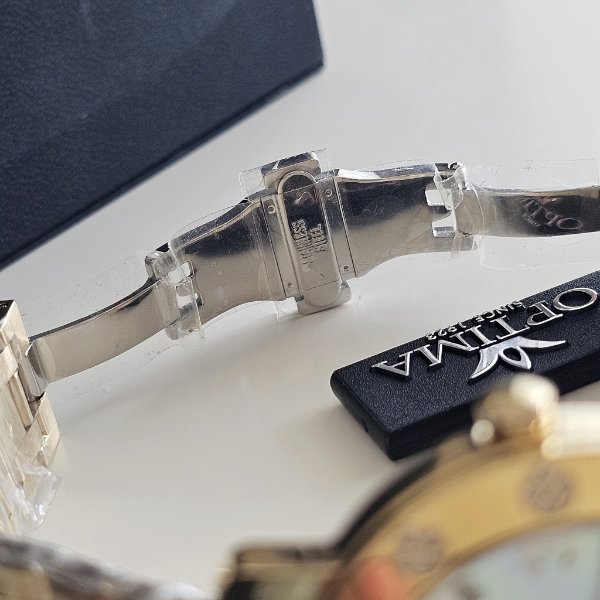 https://ekszeraukcio-ng-production-product.s3.eu-central-1.amazonaws.com/af691314-011c-4b5f-962b-33fd0f9166ab_thumbnail