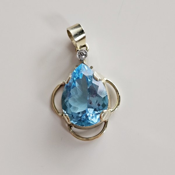 https://ekszeraukcio-ng-production-product.s3.eu-central-1.amazonaws.com/b09d5429-c063-49dd-8b11-e4de2a5f99ac_thumbnail