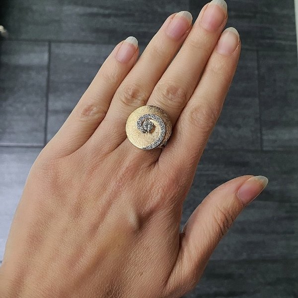 https://ekszeraukcio-ng-production-product.s3.eu-central-1.amazonaws.com/b1febfbd-6513-45ca-aab2-6702fe817b55_thumbnail