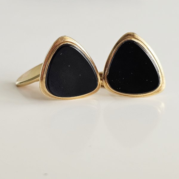 https://ekszeraukcio-ng-production-product.s3.eu-central-1.amazonaws.com/b524c538-c648-4449-ba2d-842d6807879c_thumbnail