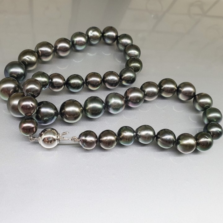 https://ekszeraukcio-ng-production-product.s3.eu-central-1.amazonaws.com/b6104ff8-f09e-4850-8900-cfdbe2165a24