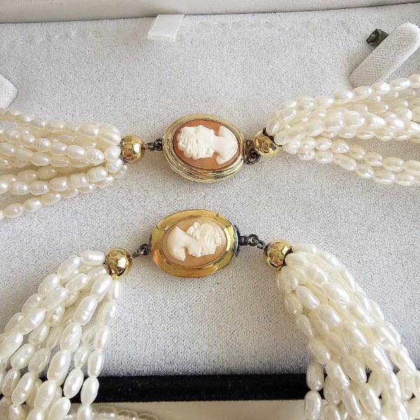 https://ekszeraukcio-ng-production-product.s3.eu-central-1.amazonaws.com/b6a13743-a3a0-4a01-9921-461c4631adc3_thumbnail