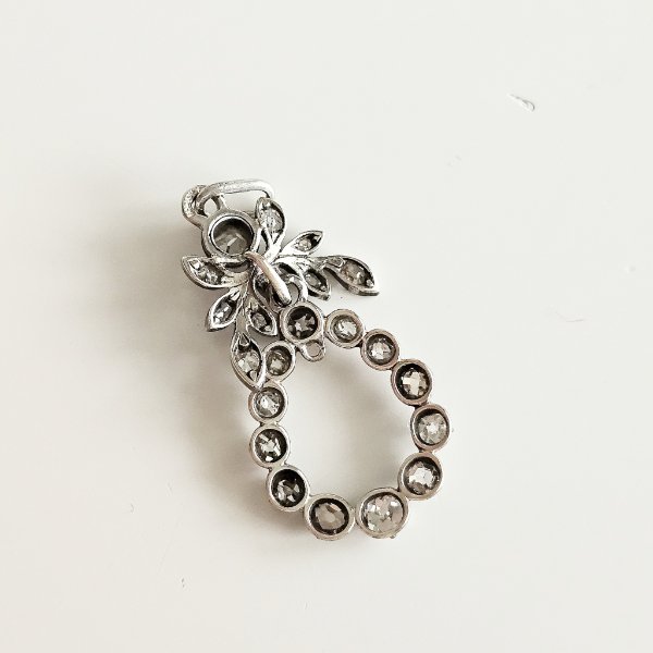 https://ekszeraukcio-ng-production-product.s3.eu-central-1.amazonaws.com/b9683e59-bd1d-4a79-aa85-a982768cc6b2_thumbnail