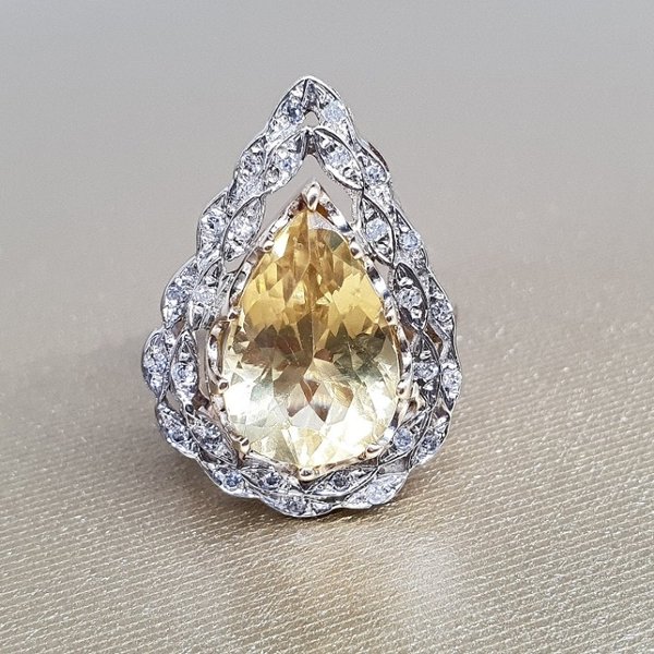 https://ekszeraukcio-ng-production-product.s3.eu-central-1.amazonaws.com/b96db3f6-0ca8-4ea8-859a-7ac968580eef_thumbnail