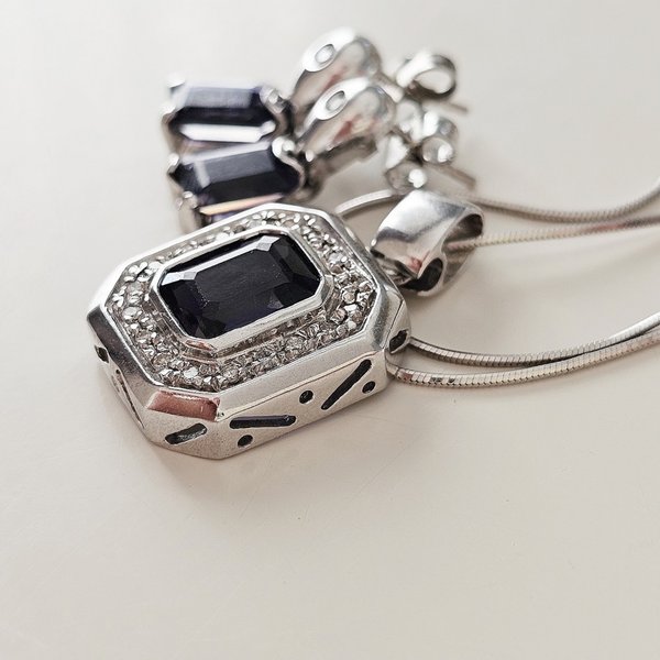 https://ekszeraukcio-ng-production-product.s3.eu-central-1.amazonaws.com/bd105a82-22f6-4a38-bda2-5cf3c8e0e005_thumbnail