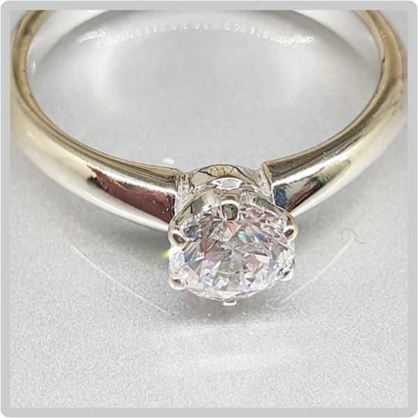 https://ekszeraukcio-ng-production-product.s3.eu-central-1.amazonaws.com/c193af9f-21ae-4f43-8034-5e8864ce856d_thumbnail
